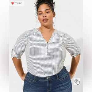 TORRID Harper Georgette 3/4 Sleeve Pullover In Blue and Ivory